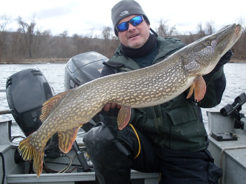 Ct River Pike