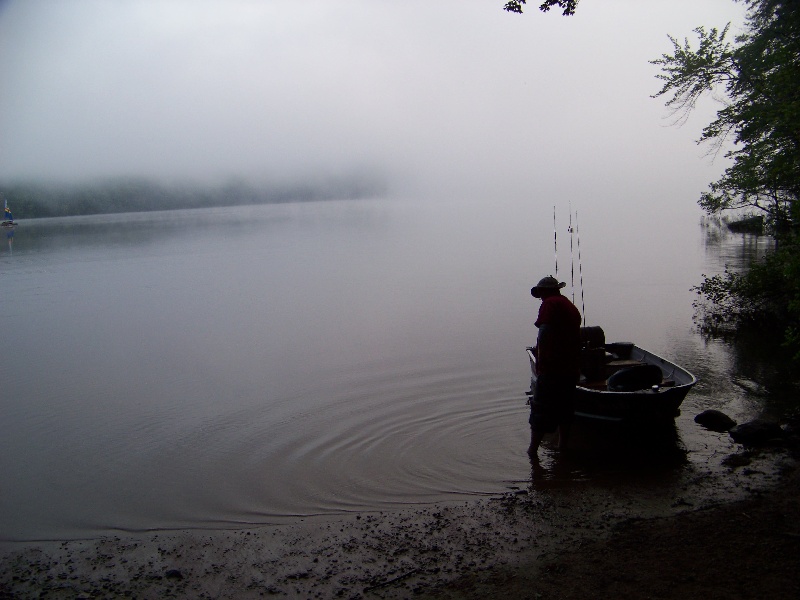 6:00am Lake View...Black pond
