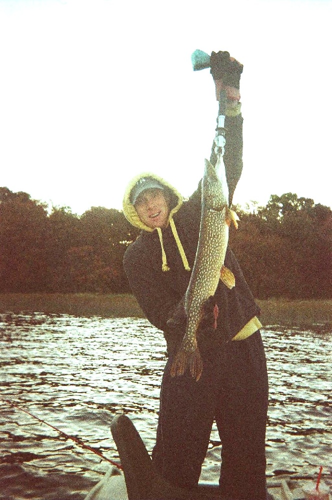 Columbus Day 31 inch Pike