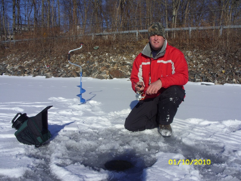Ice Fishing Amawalk